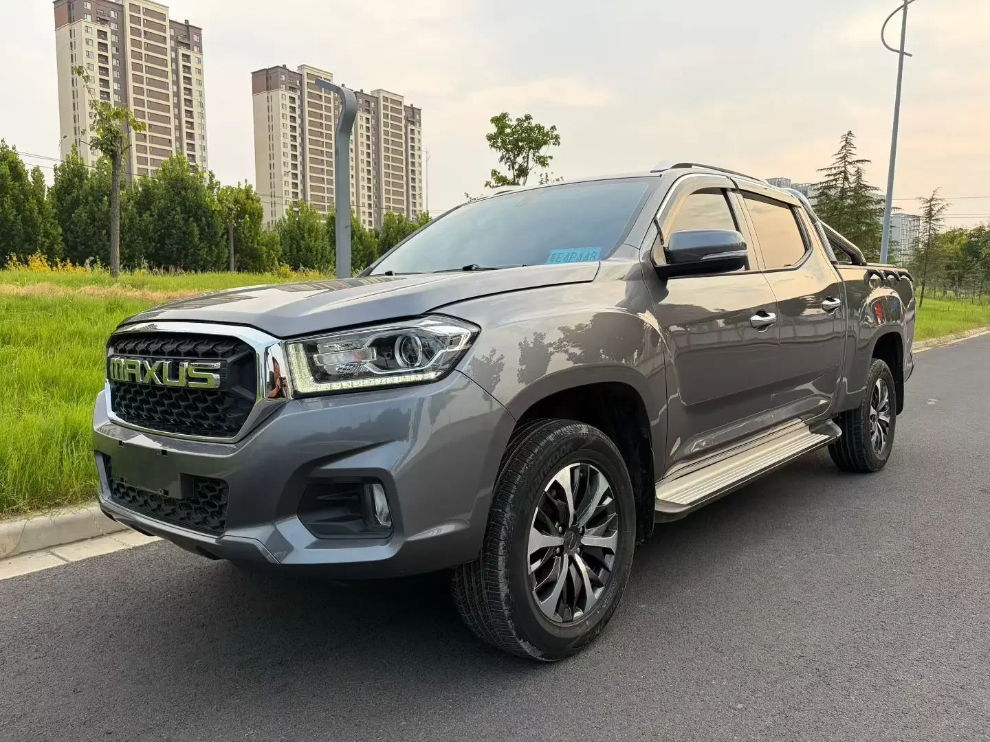 Maxus T70