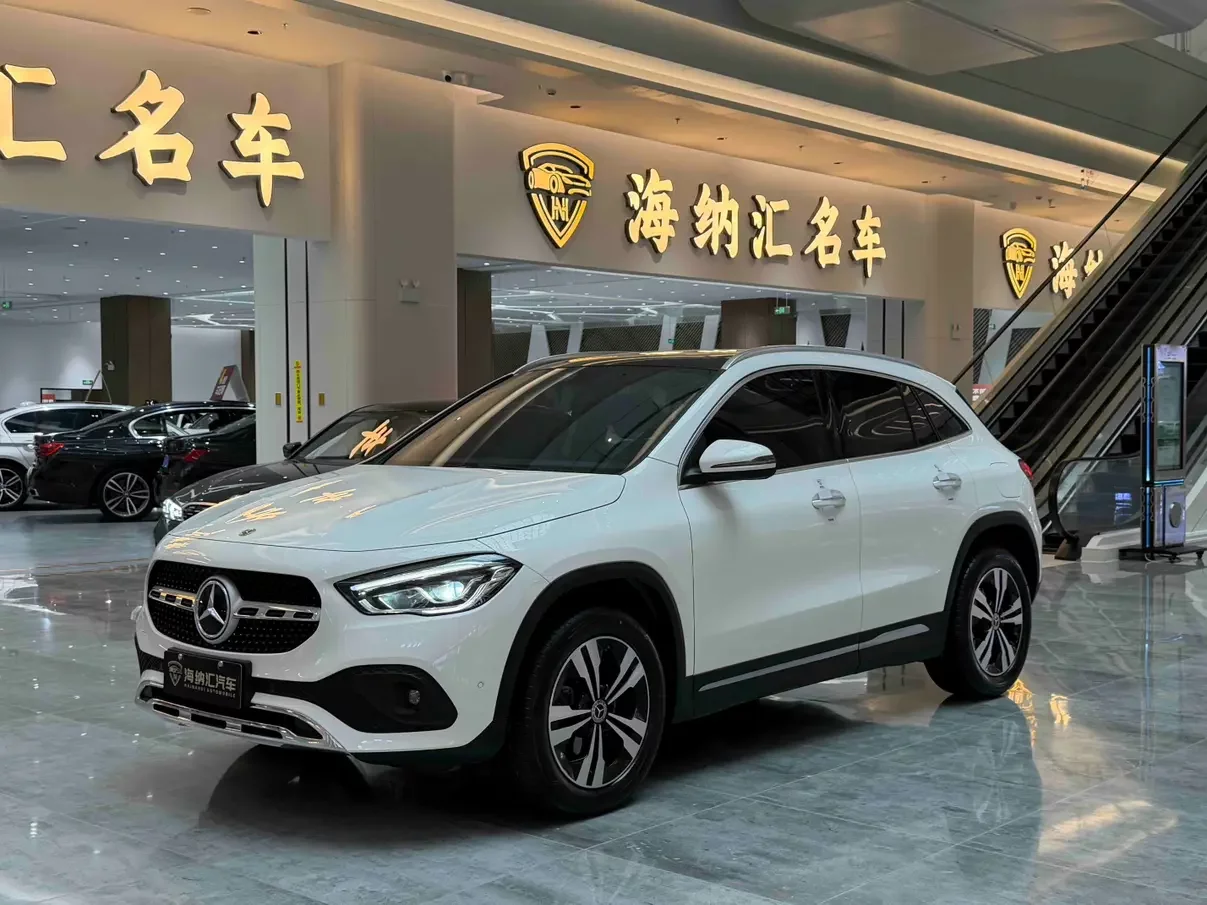 Mercedes-Benz GLA