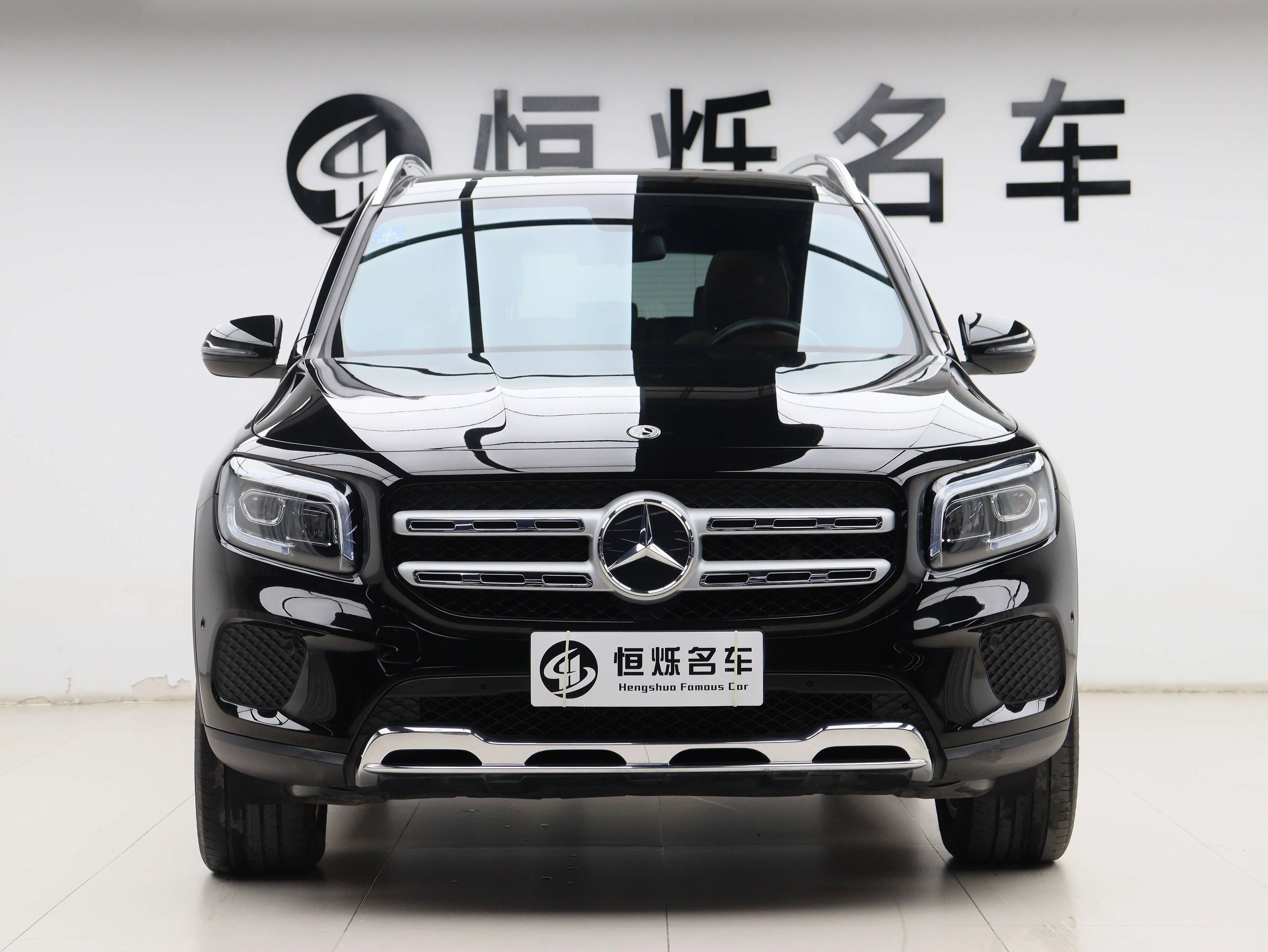 MERCEDES-BENZ GLB