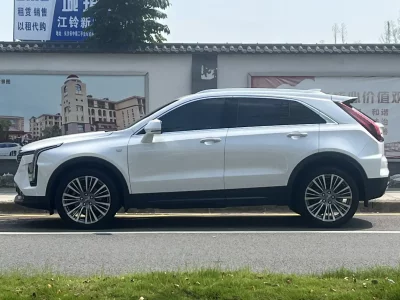 Cadillac XT4