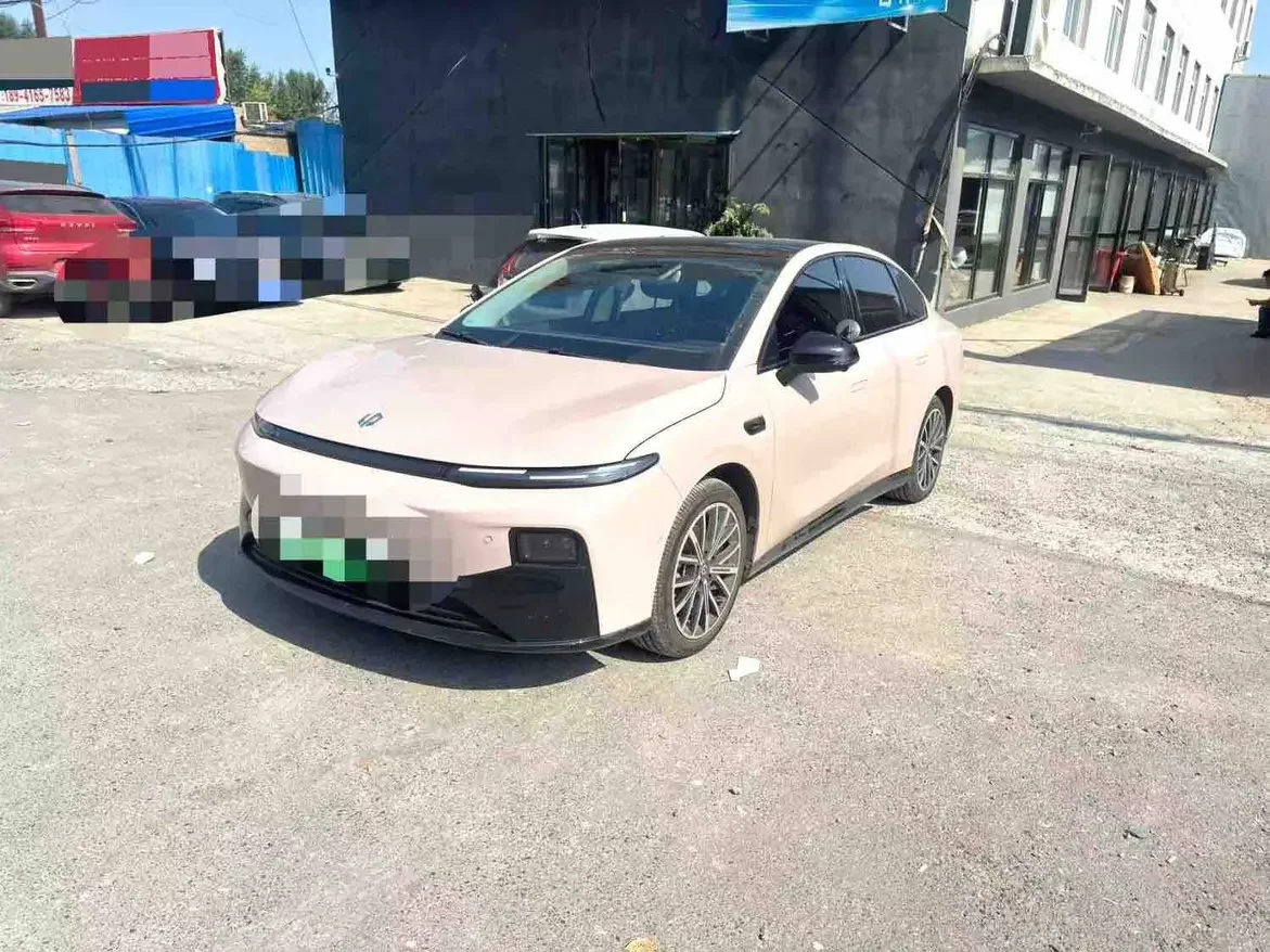 Leapmotor B01