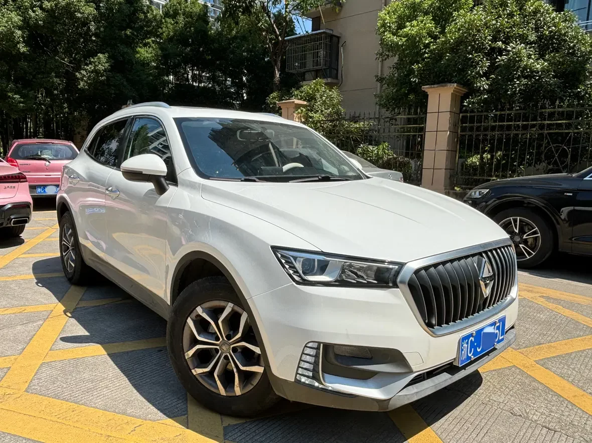 Borgward BX5
