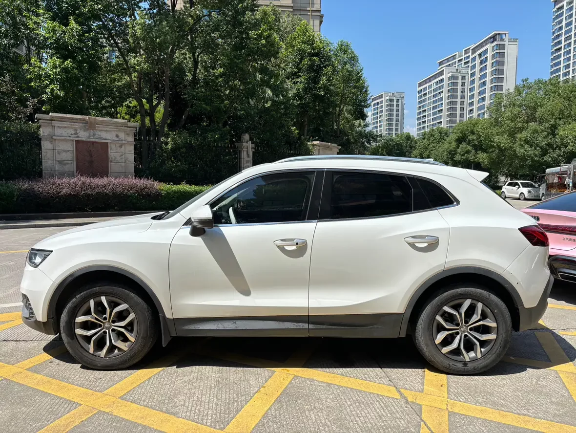 Borgward BX5