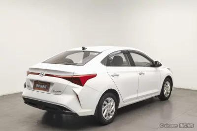 Hyundai Accept