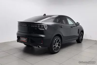 Lynk & Co 05