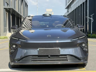 NIO ET7