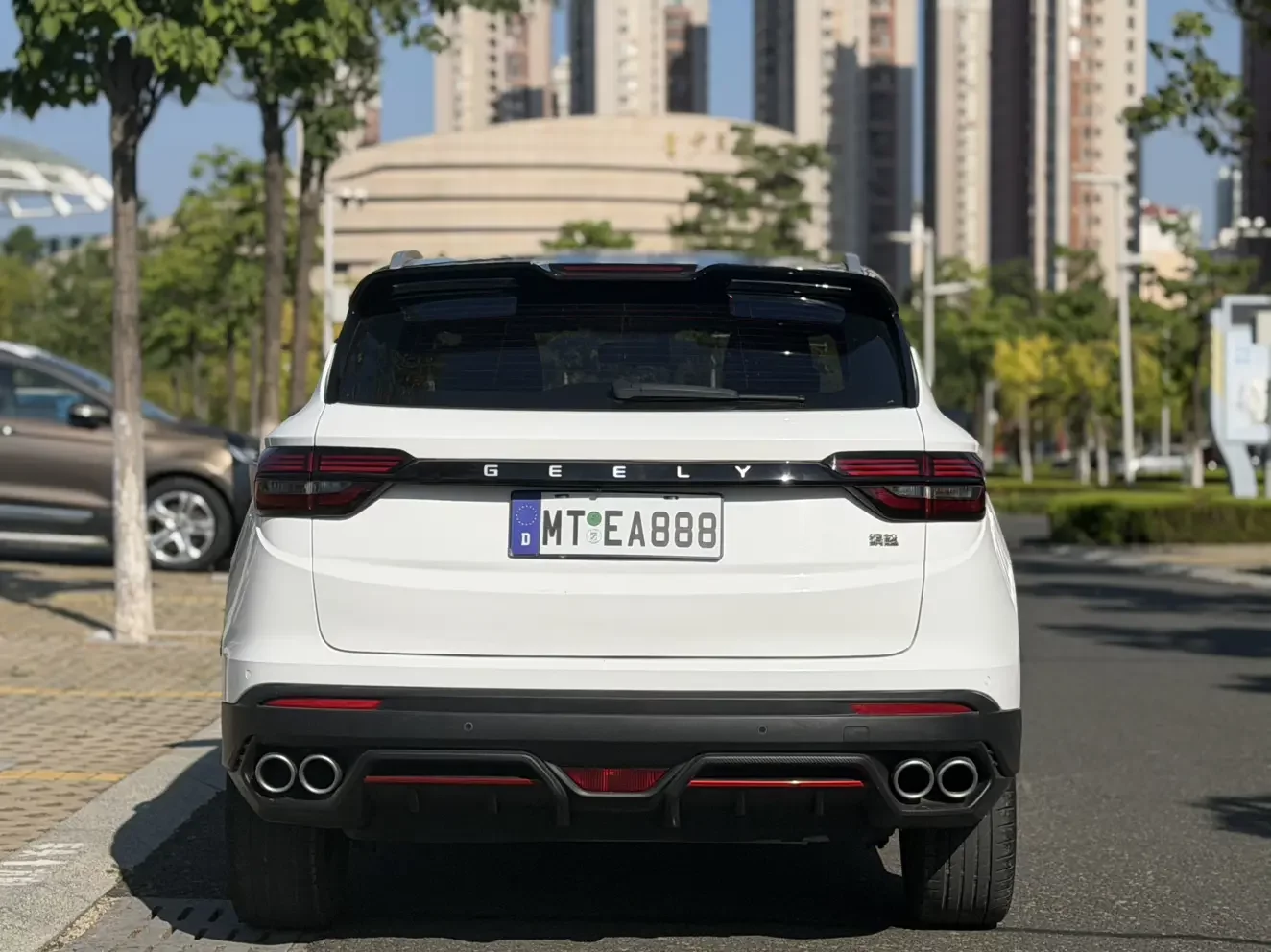 Geely Coolray SX11