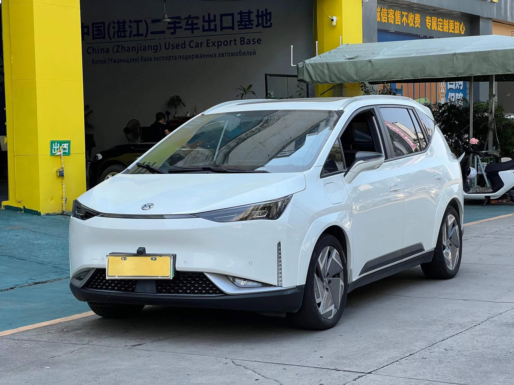 HYCAN Hechuang Z03