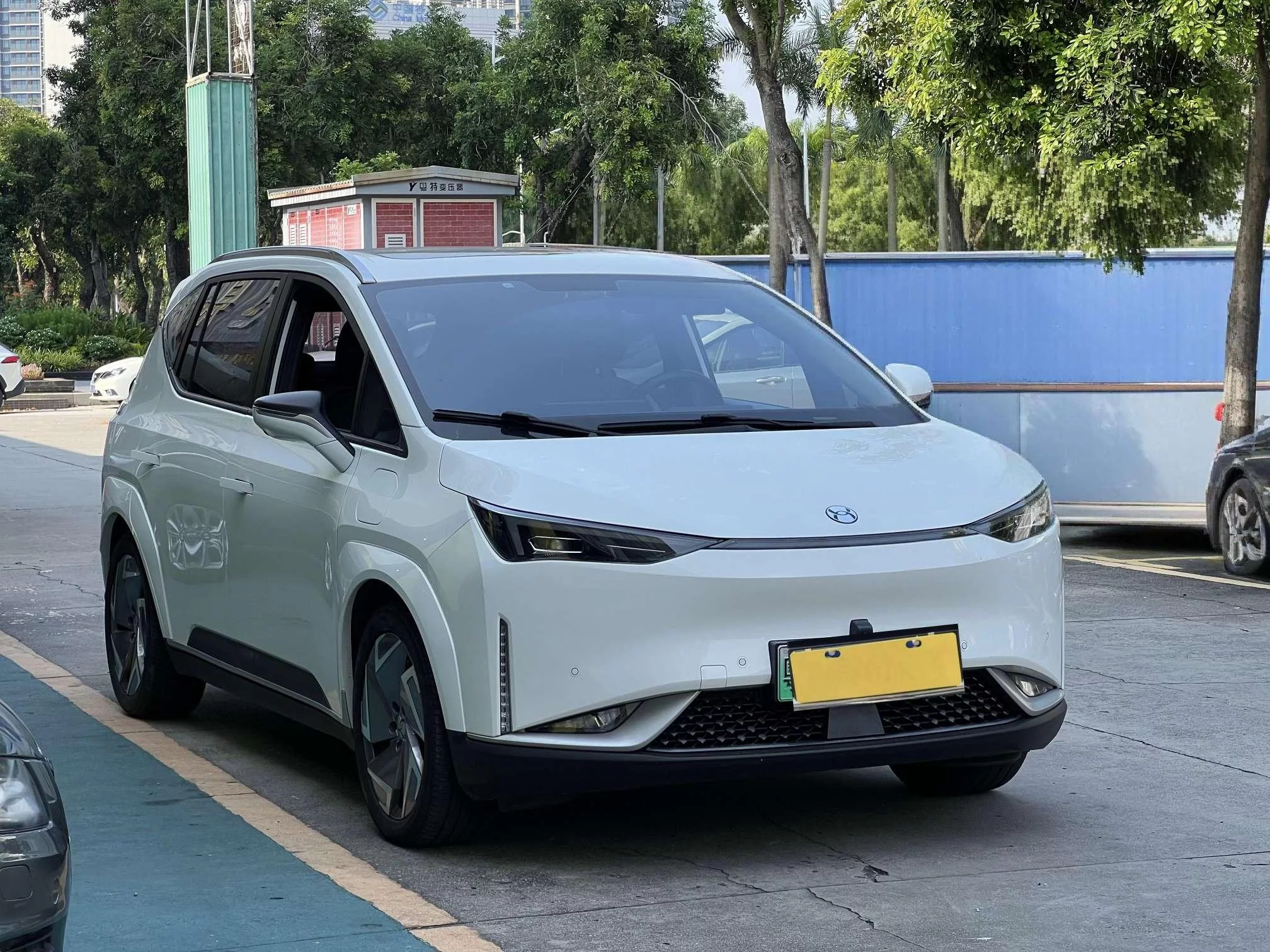 HYCAN Hechuang Z03