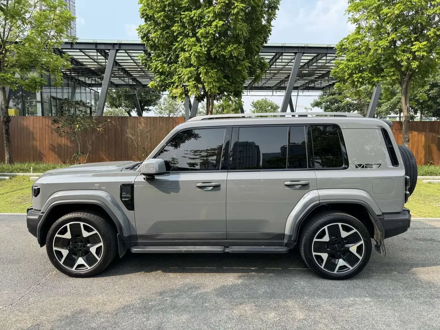 iCAR V27