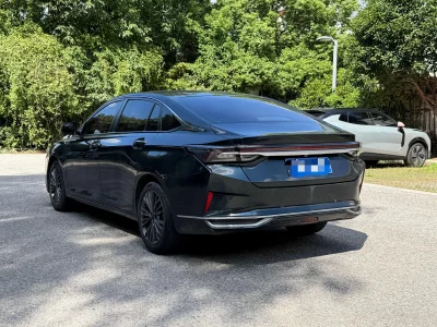Dongfeng Yixuan MAX
