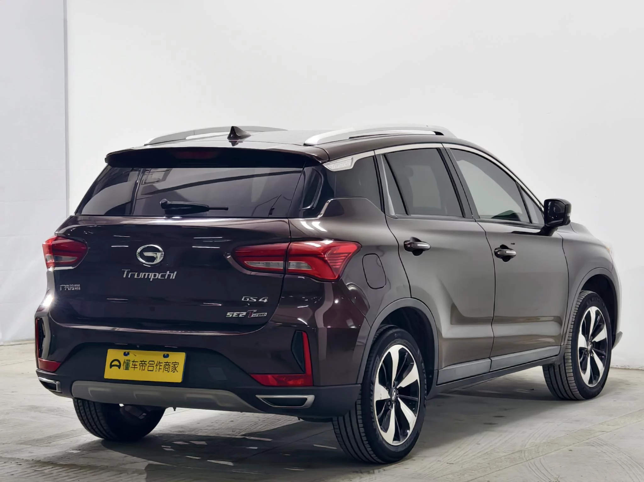 GAC Trumpchi GS4