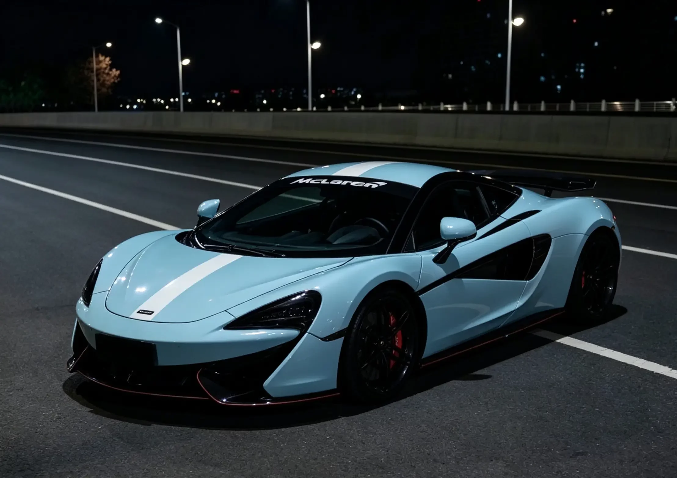 McLaren 570S
