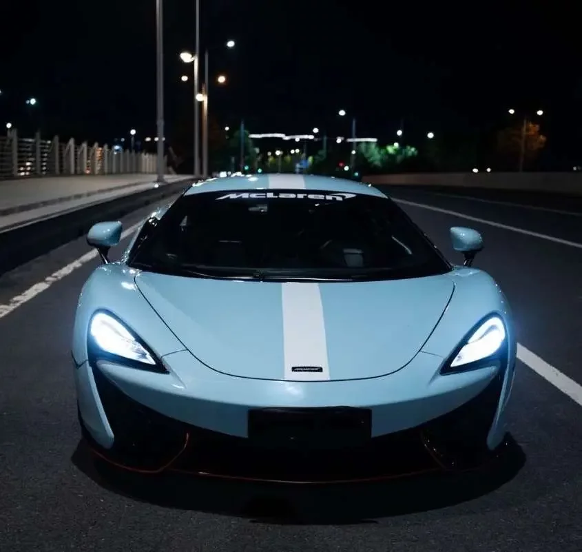 McLaren 570S