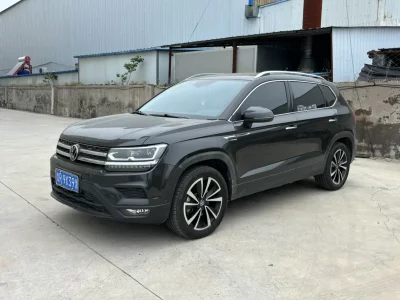 Volkswagen Tharu