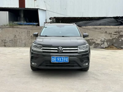 Volkswagen Tharu