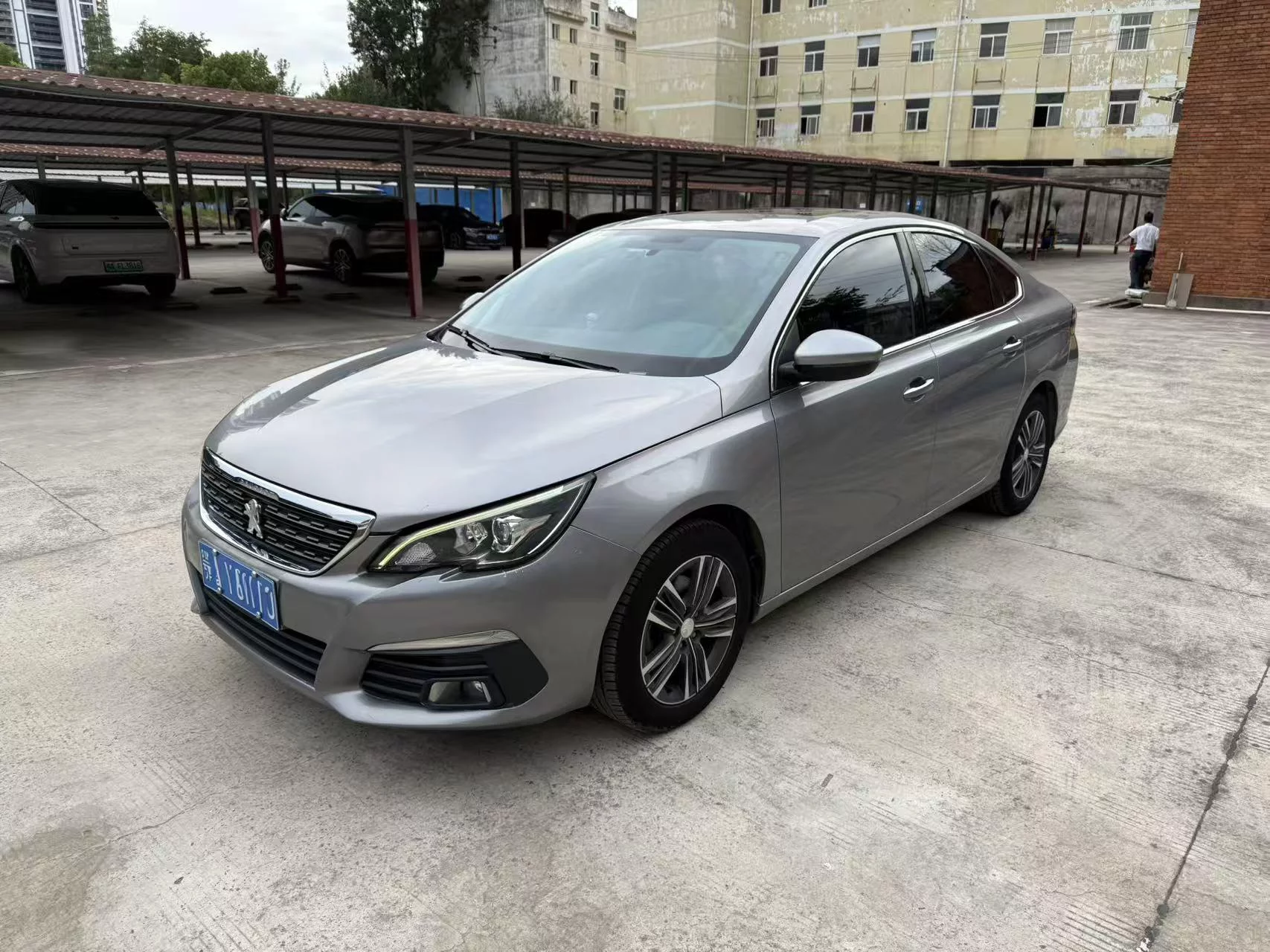 Peugeot 308