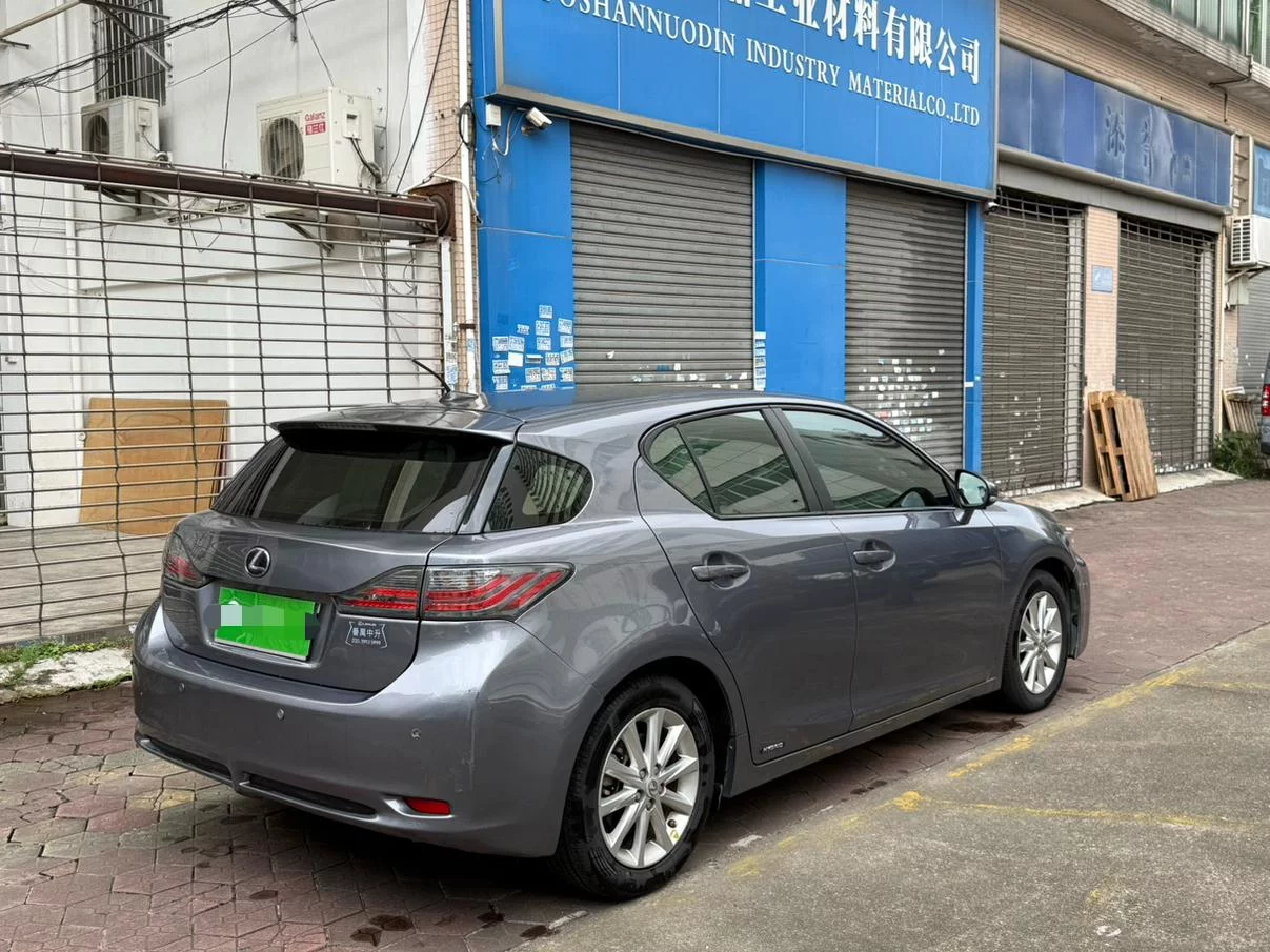 Lexus CT