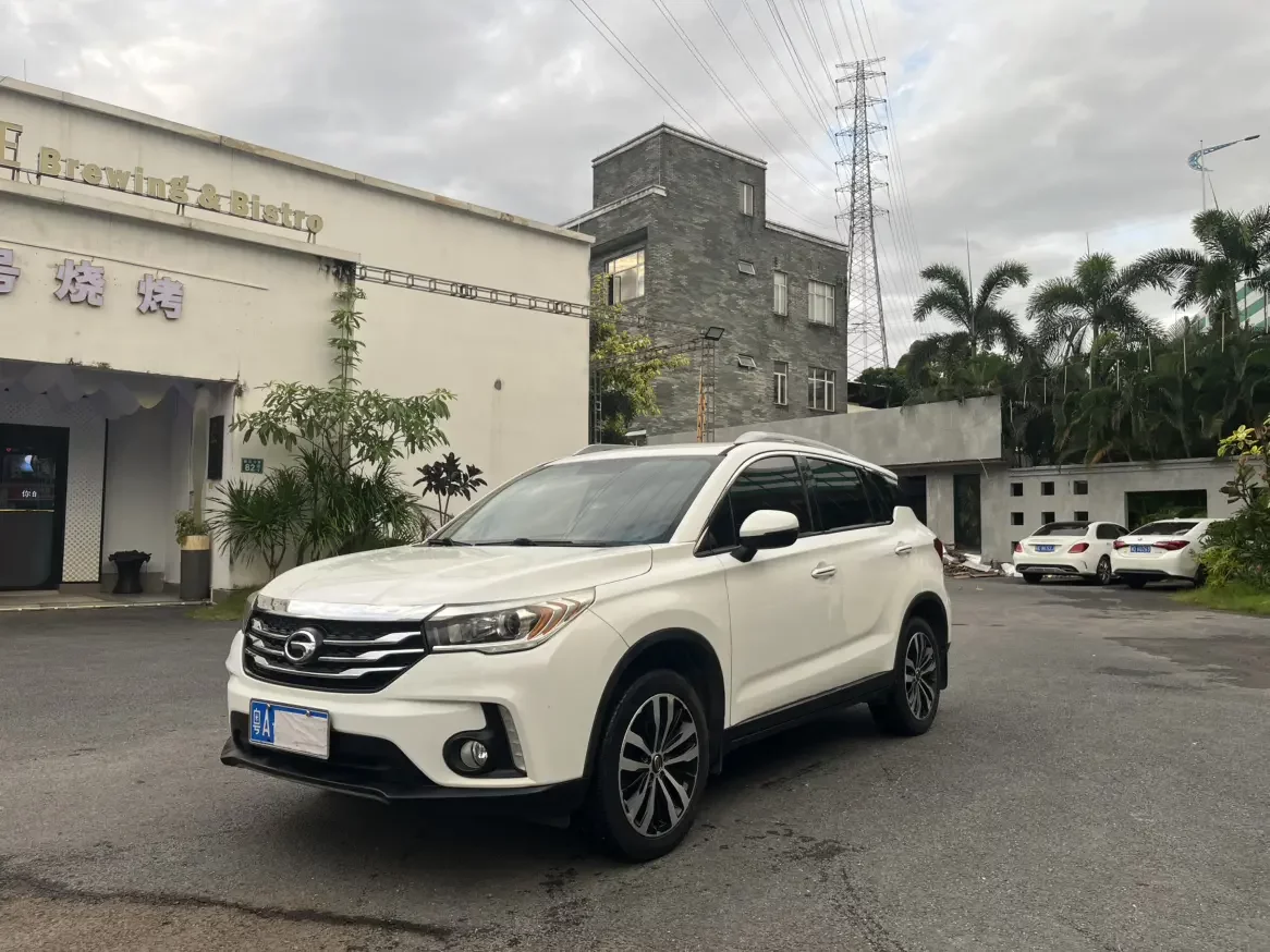 GAC Trumpchi GS4