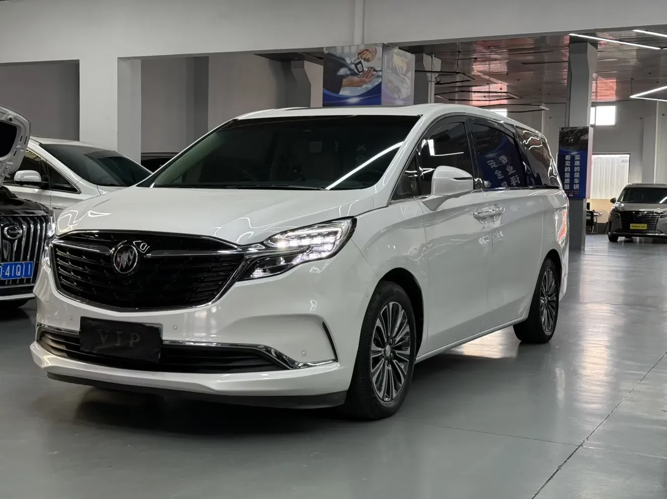 BUICK GL8
