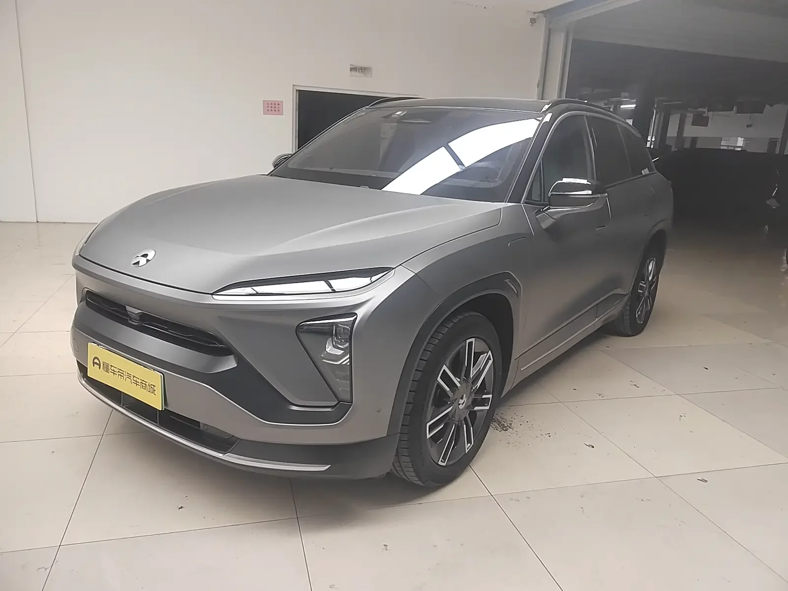 NIO ES6