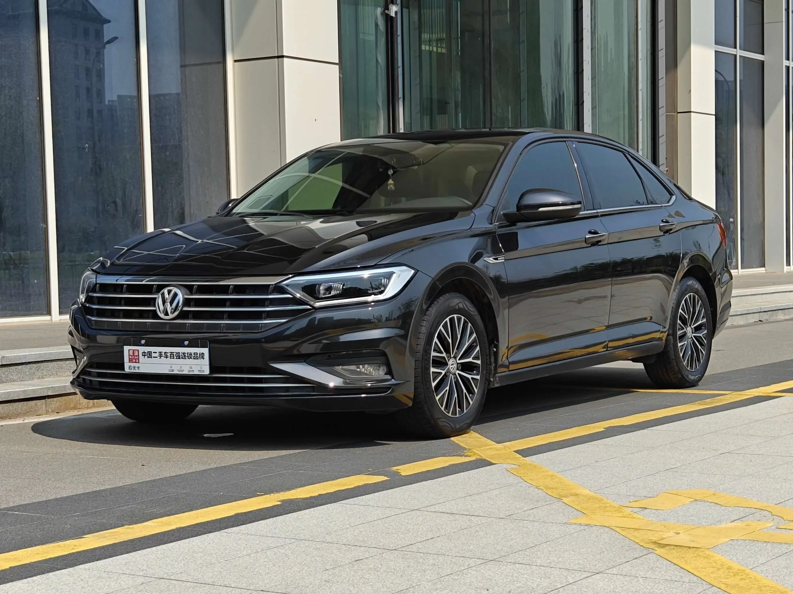 Volkswagen Sagitar