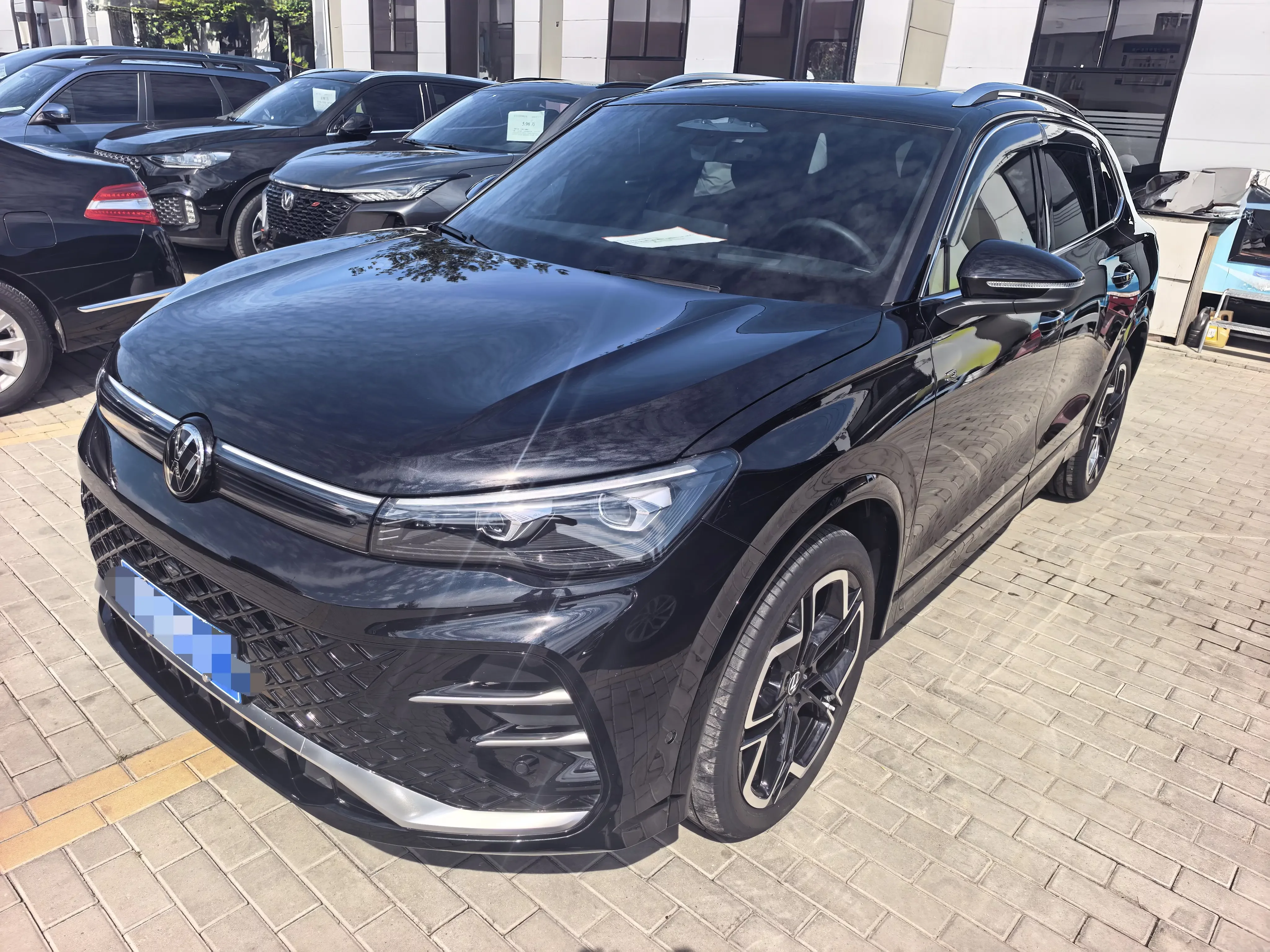 Volkswagen Tiguan L