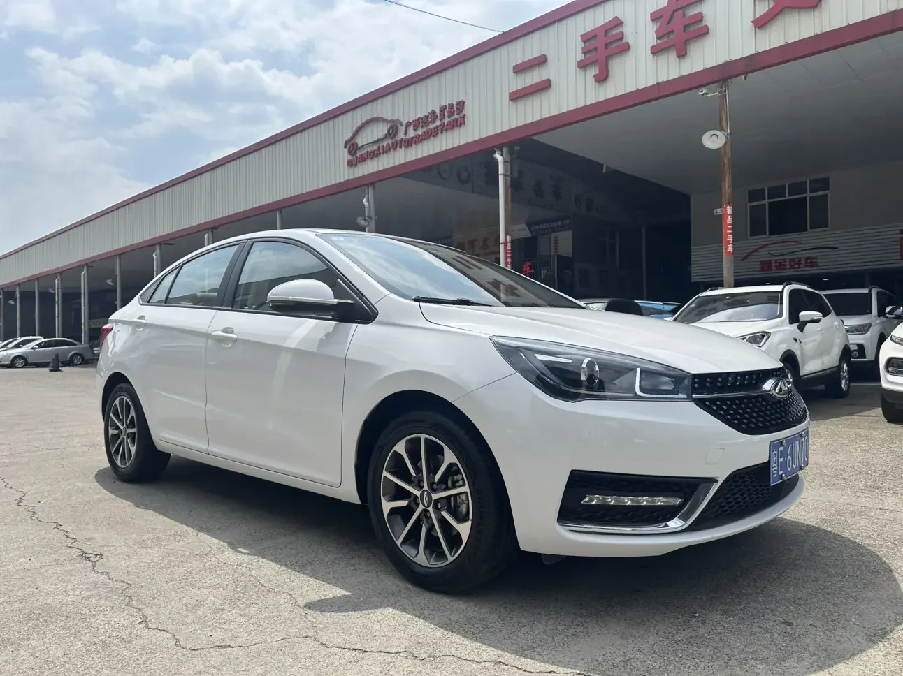 Chery Arrizo 5