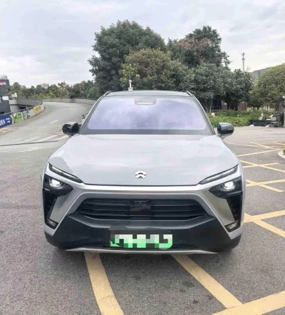 NIO ES8