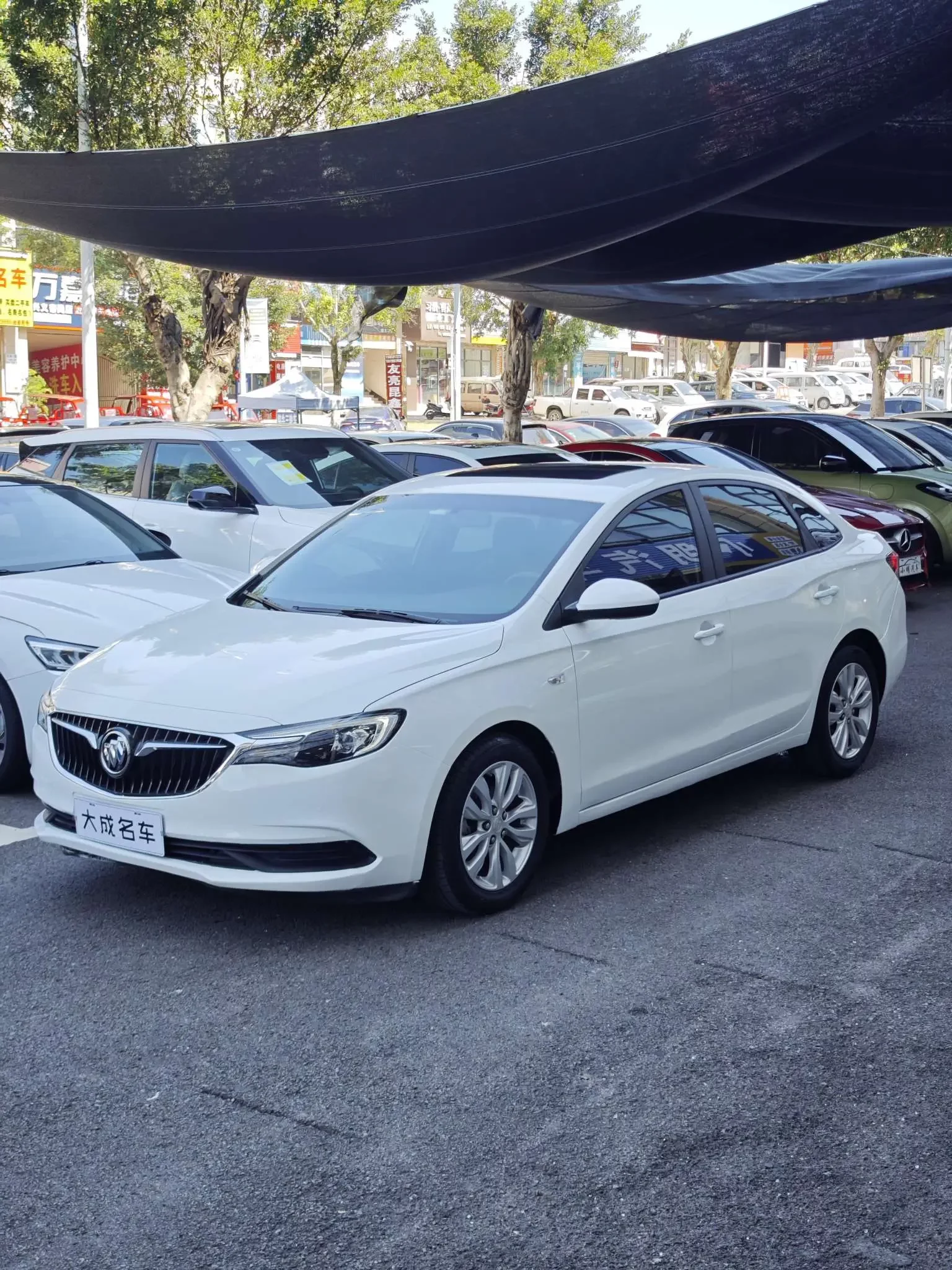 Buick Yinglang