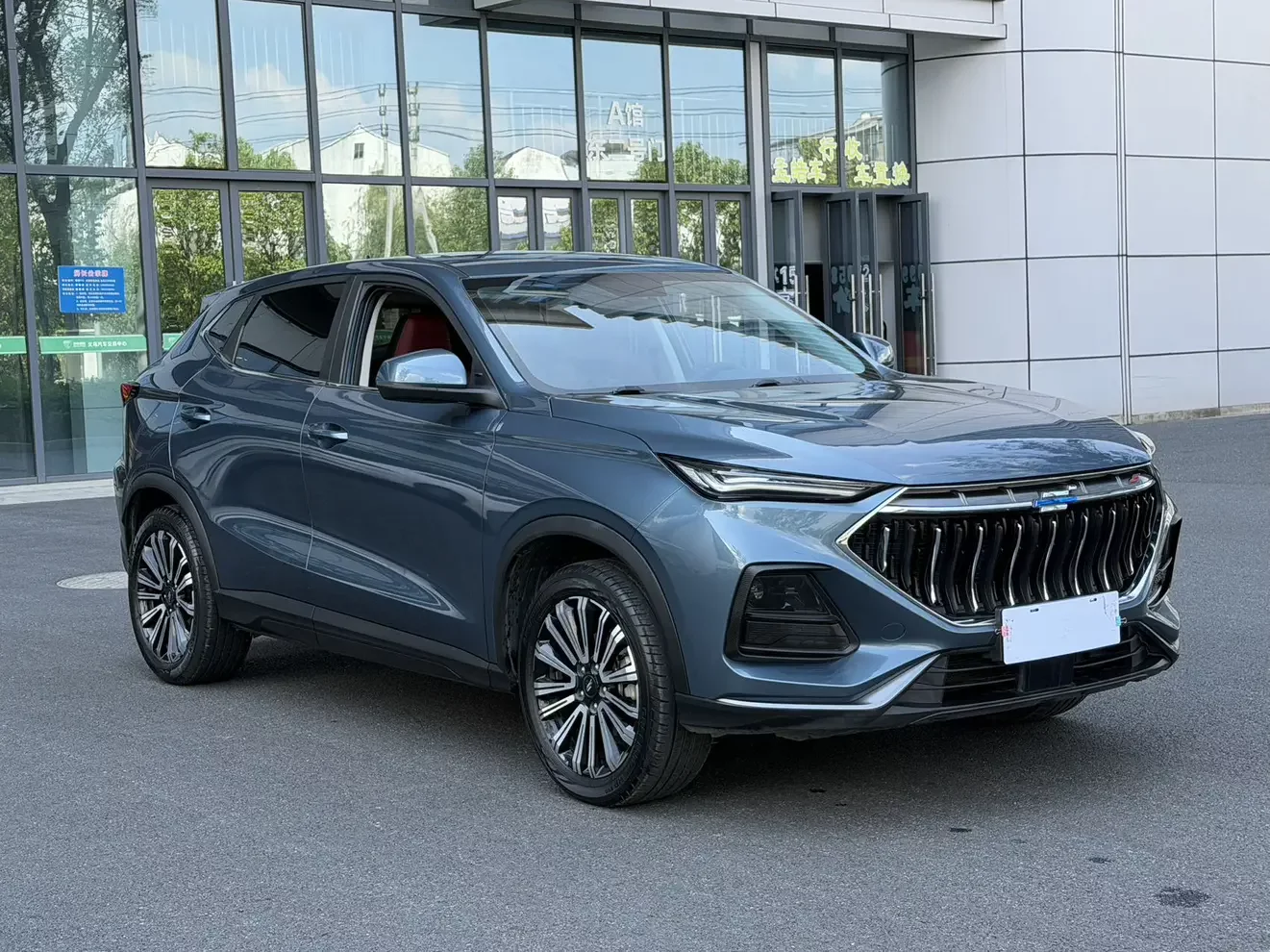 Oshan Changan Auchan X5