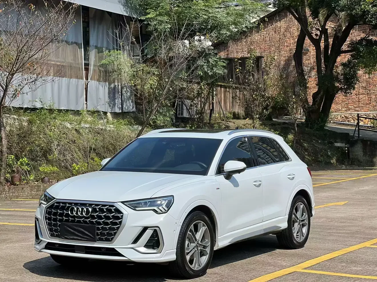 Audi Q3