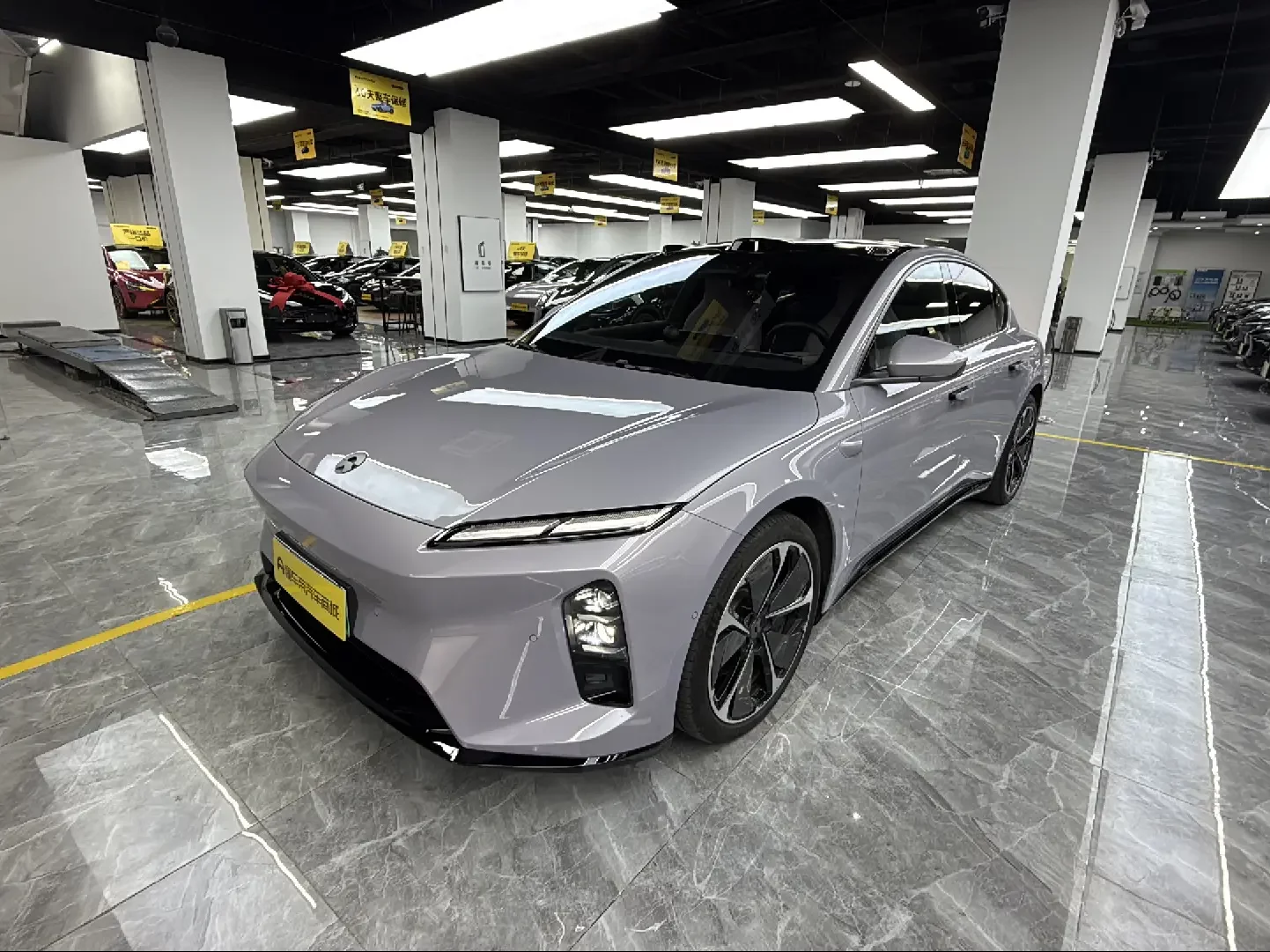 NIO ET5