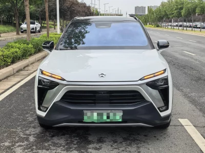 NIO ES8