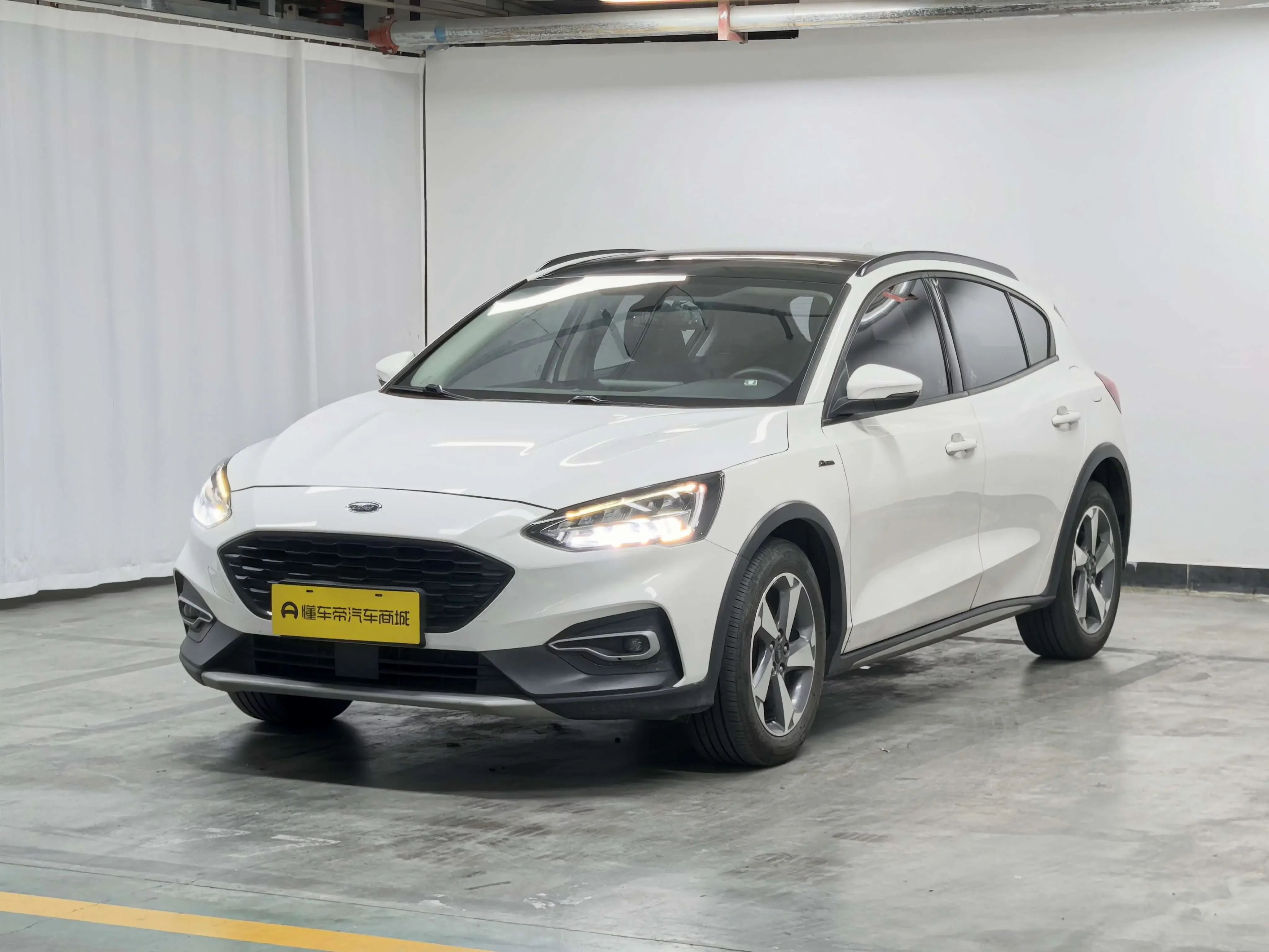 Ford Fox Active