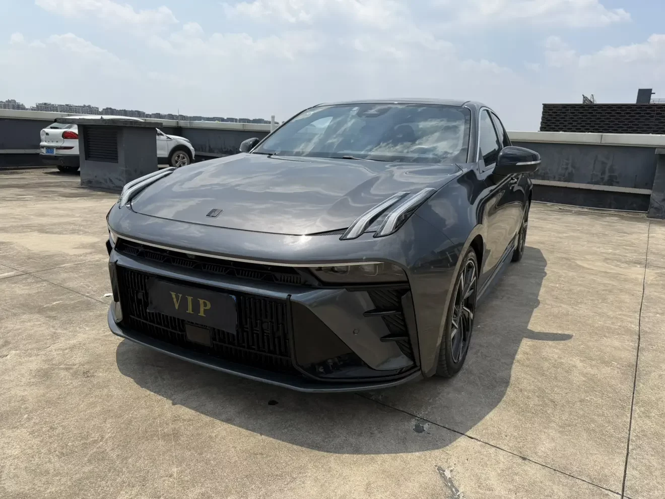 Lynk & Co 03