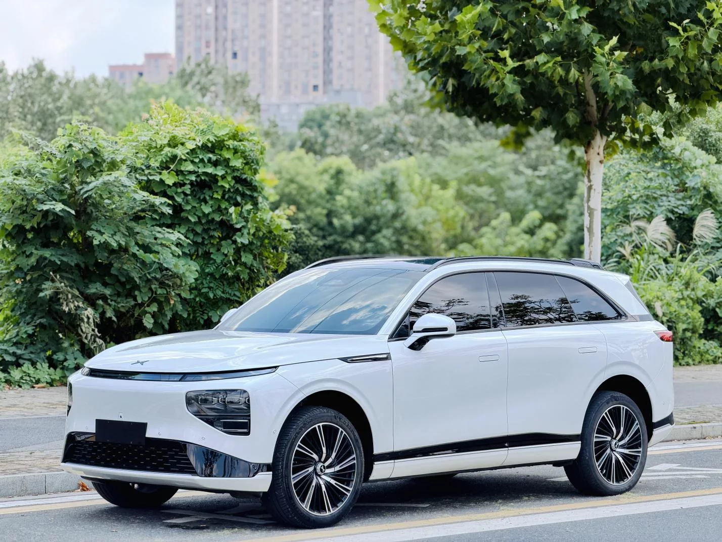 XPeng G9