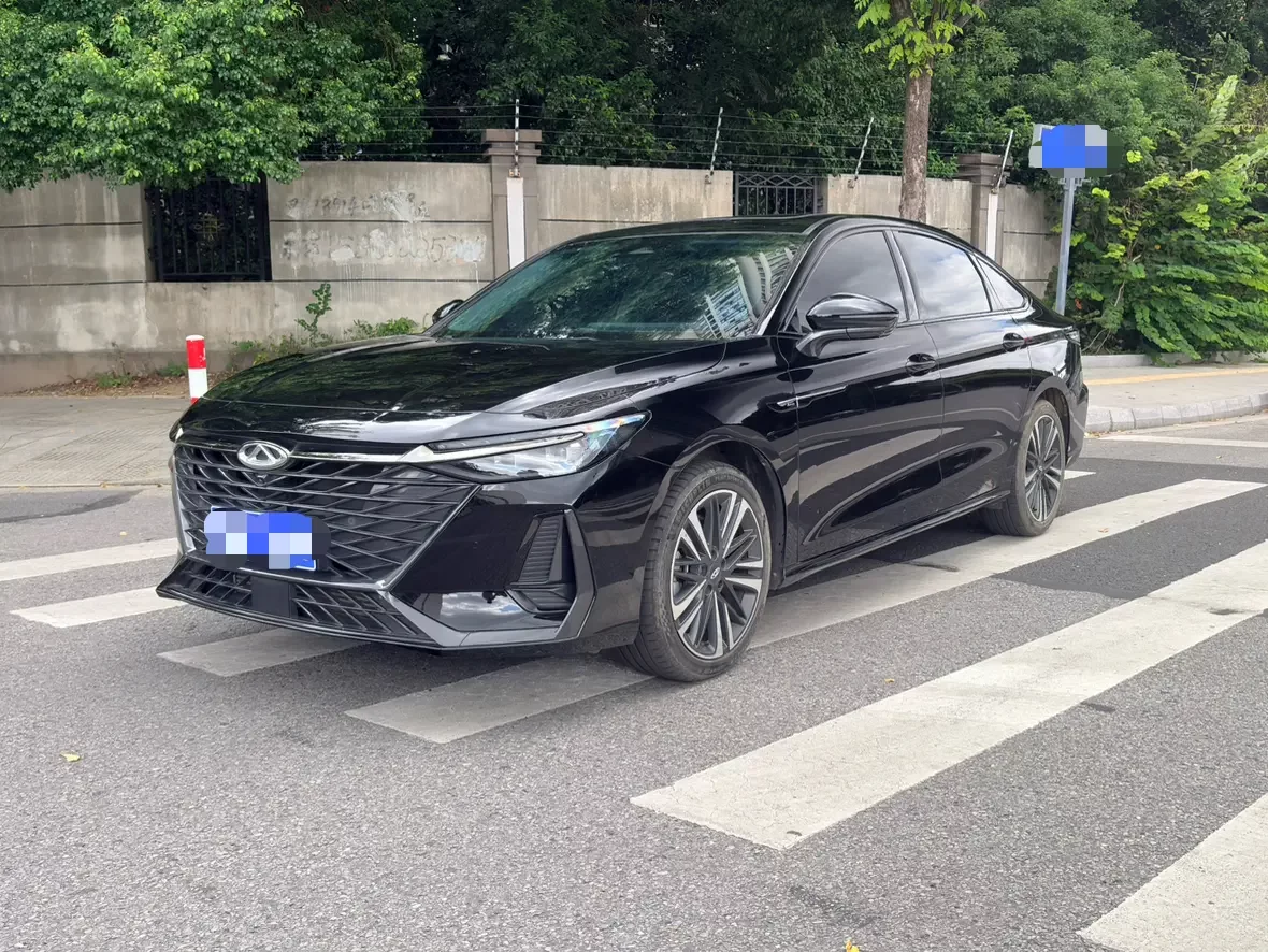 Chery Arrizo 8