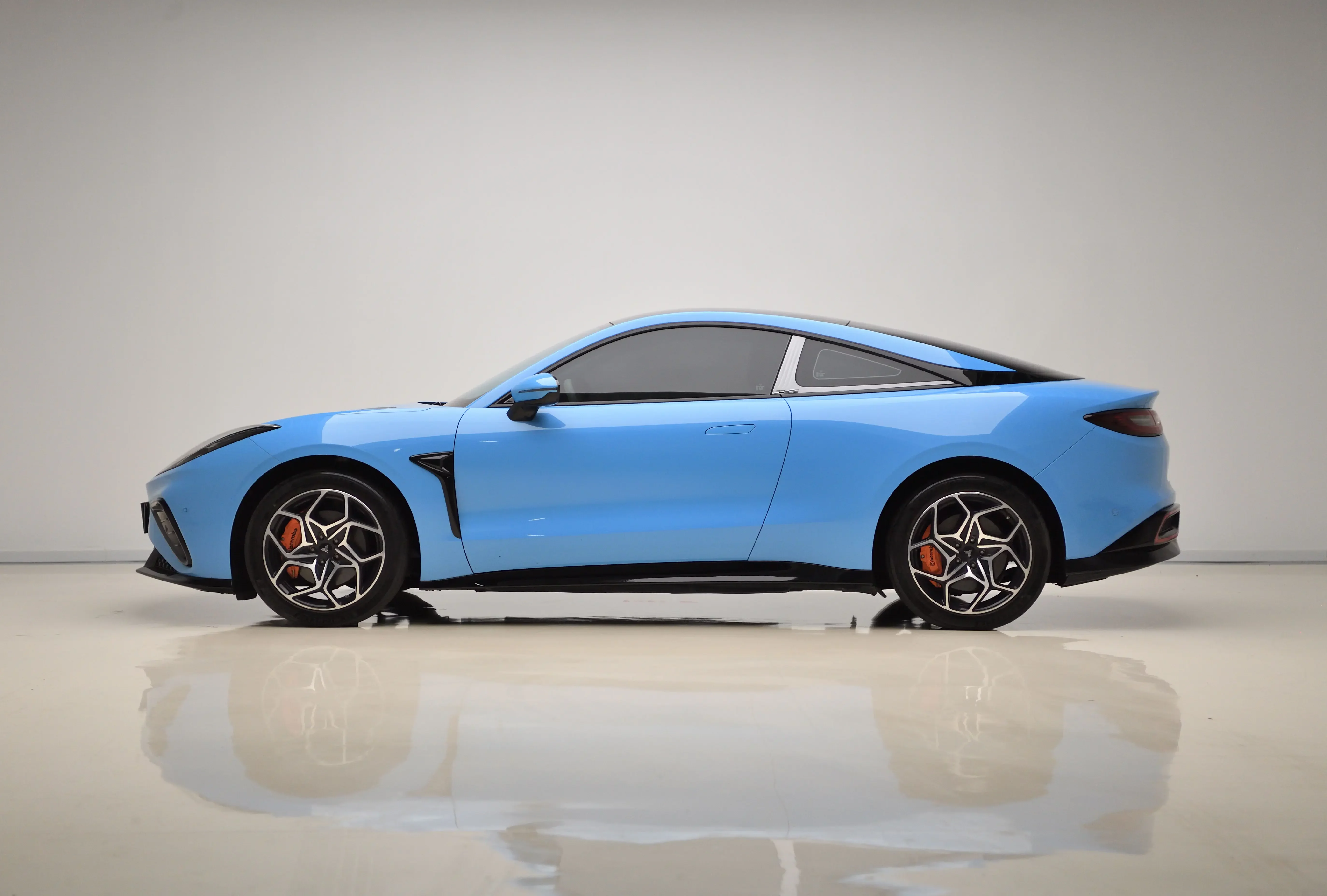 NETA GT