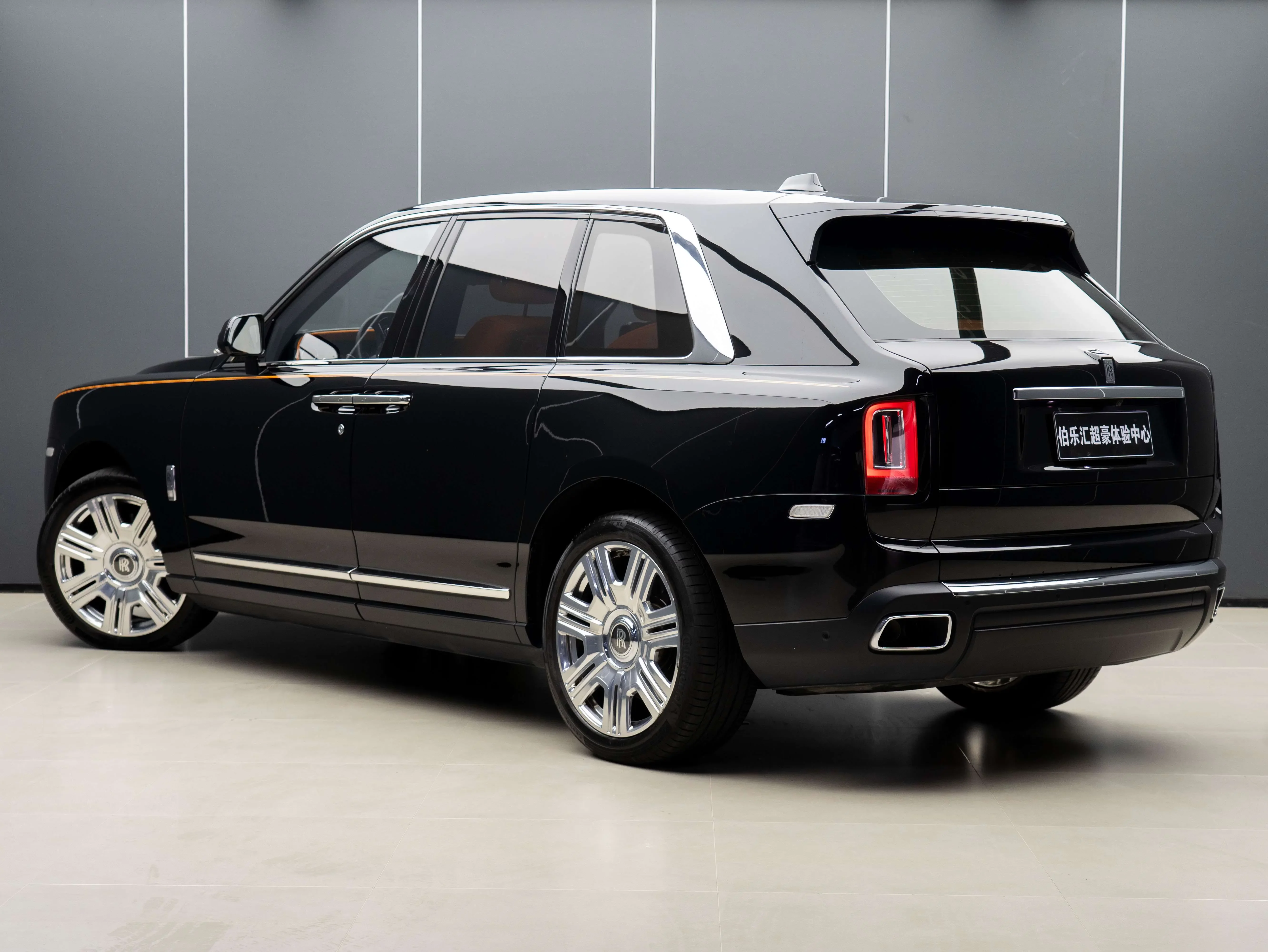 Rolls Royce Cullinan