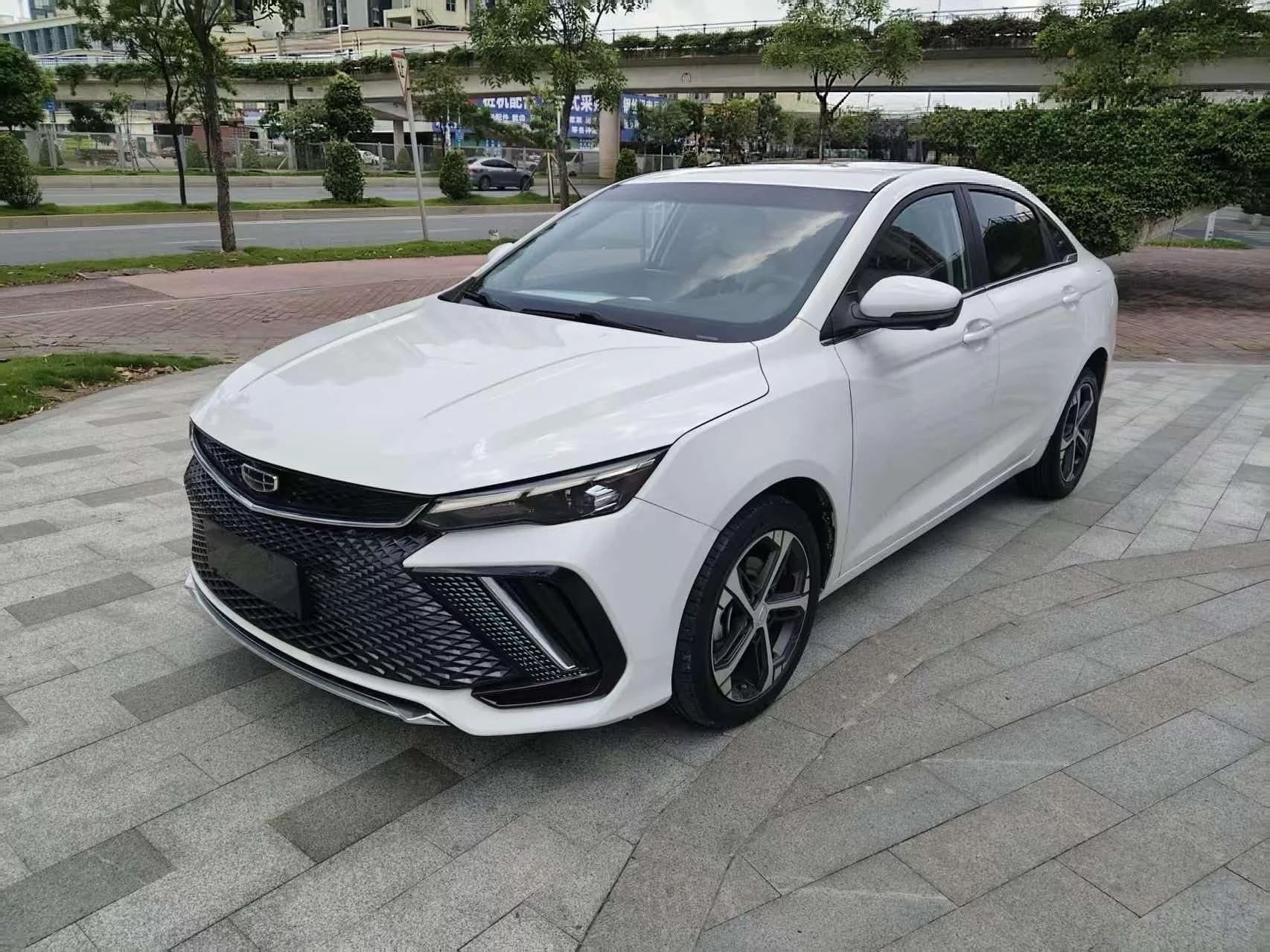 Geely Emgrand L