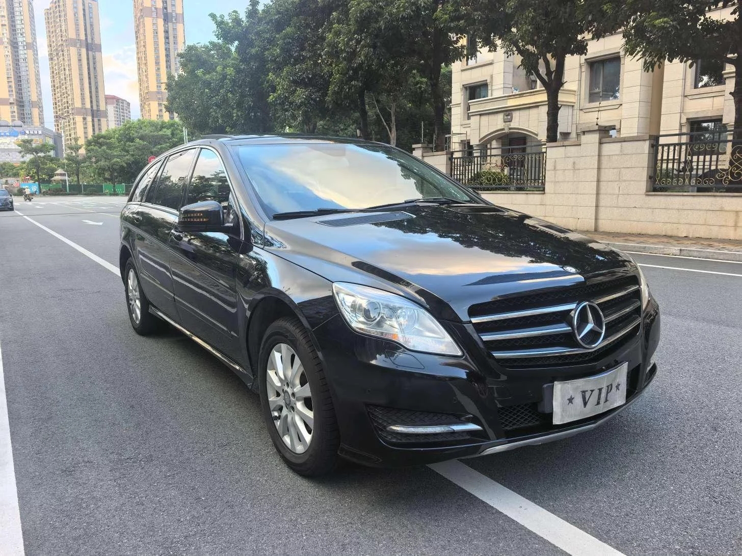 Mercedes-Benz R-Class