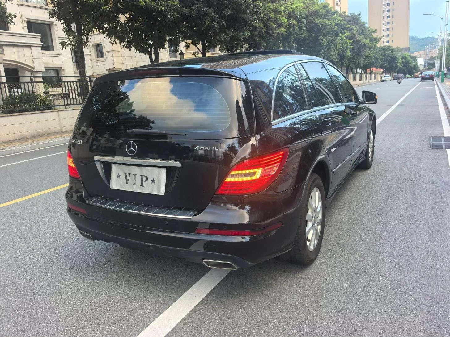 Mercedes-Benz R-Class