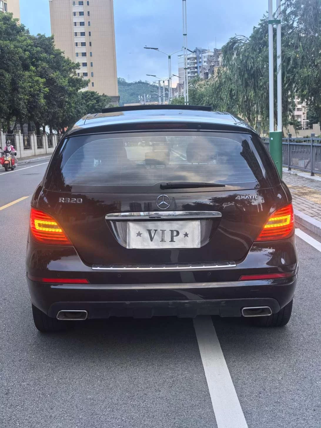 Mercedes-Benz R-Class