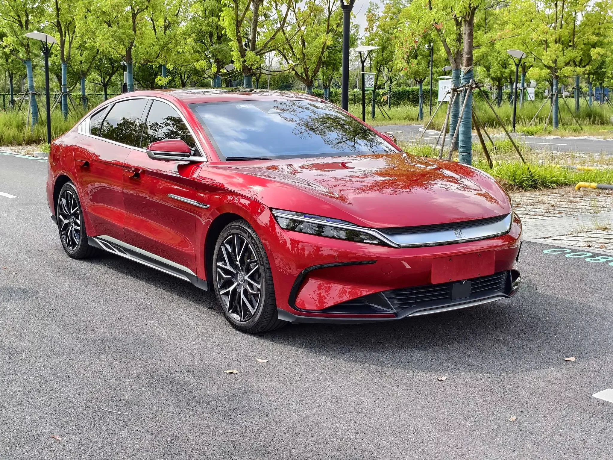 BYD Han EV