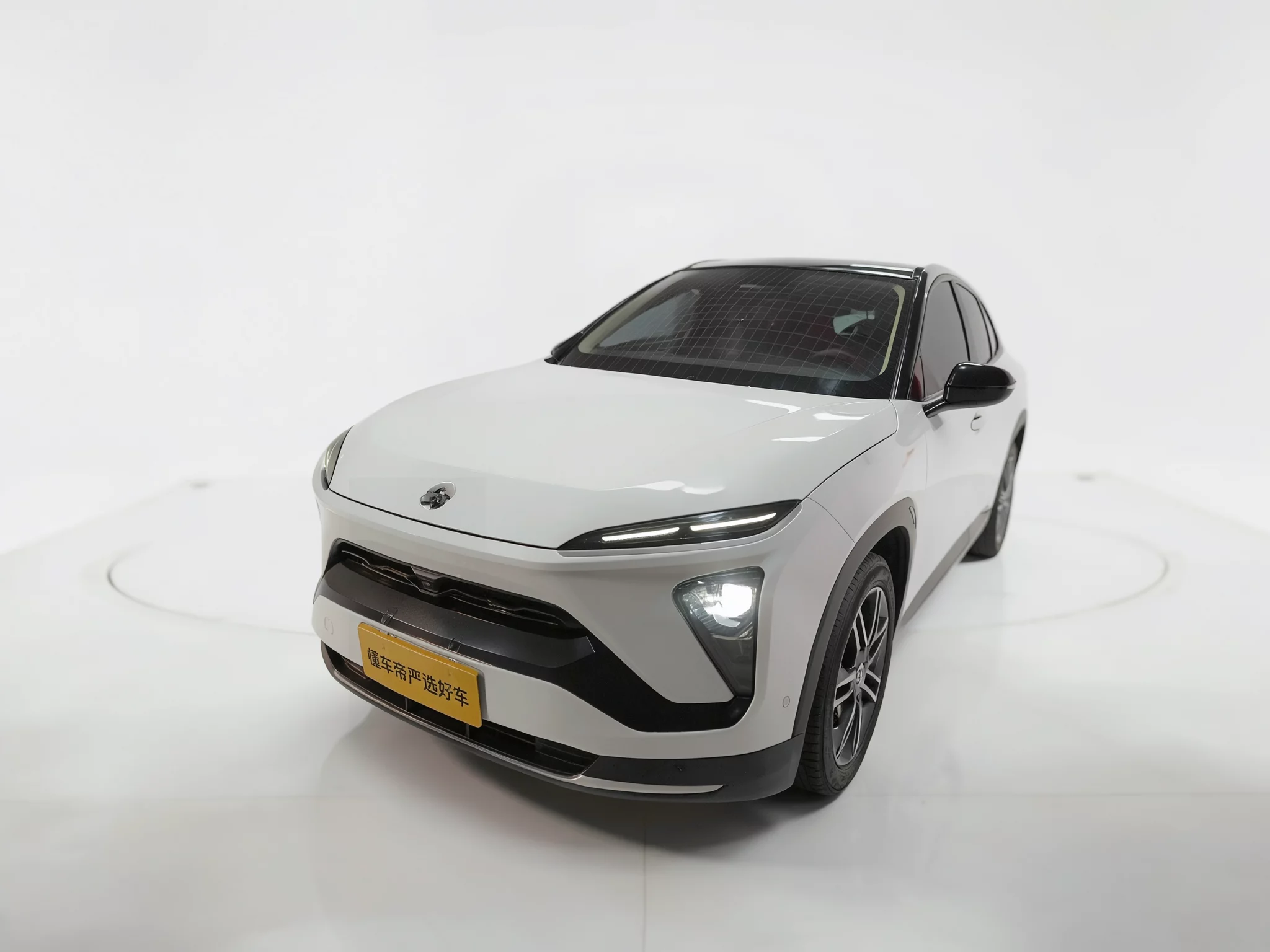 NIO ES6