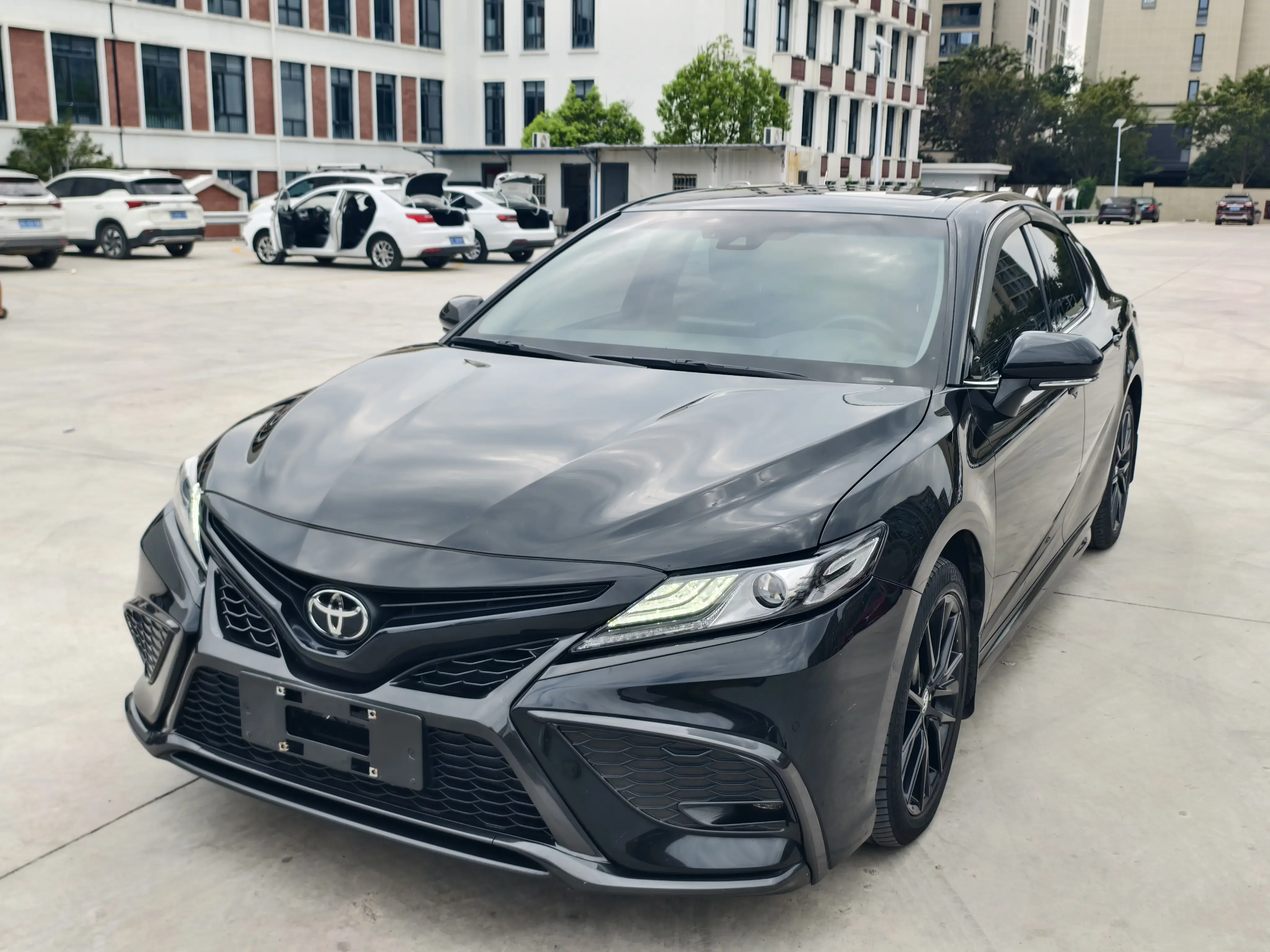 TOYOTA CAMRY