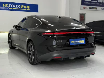 NIO ET5
