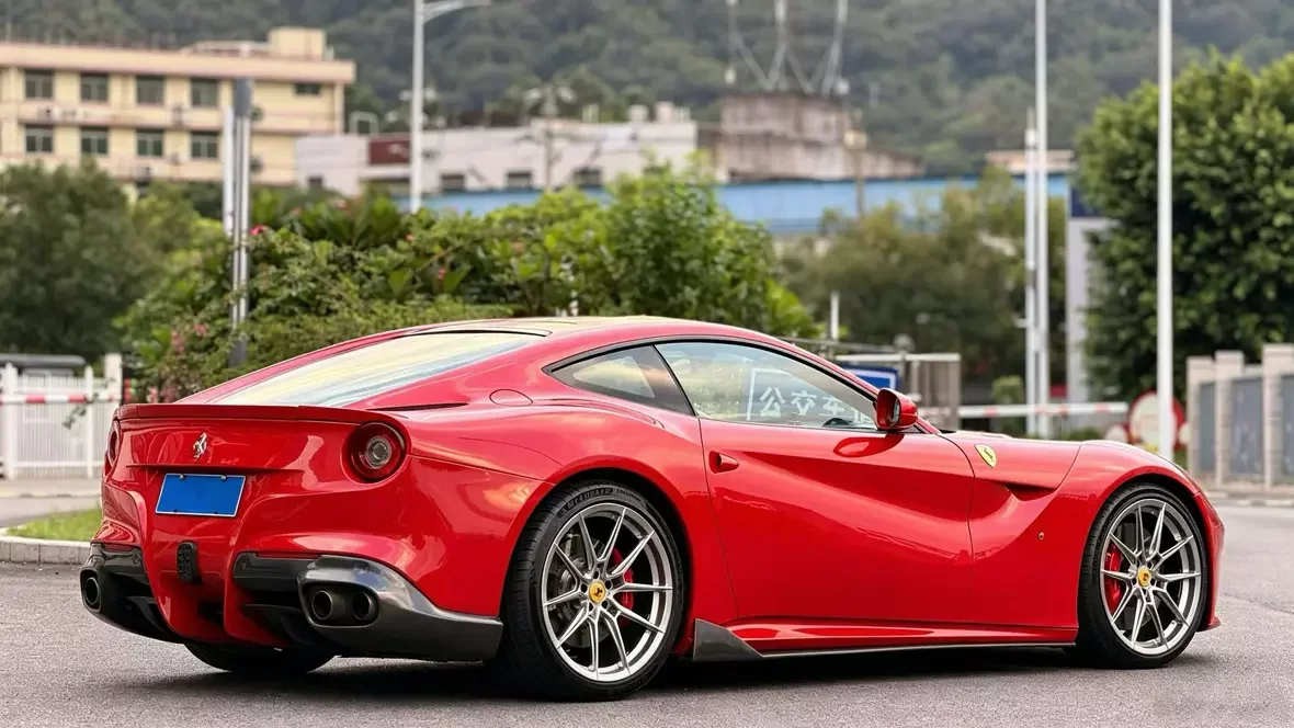 Ferrari F12berlinetta
