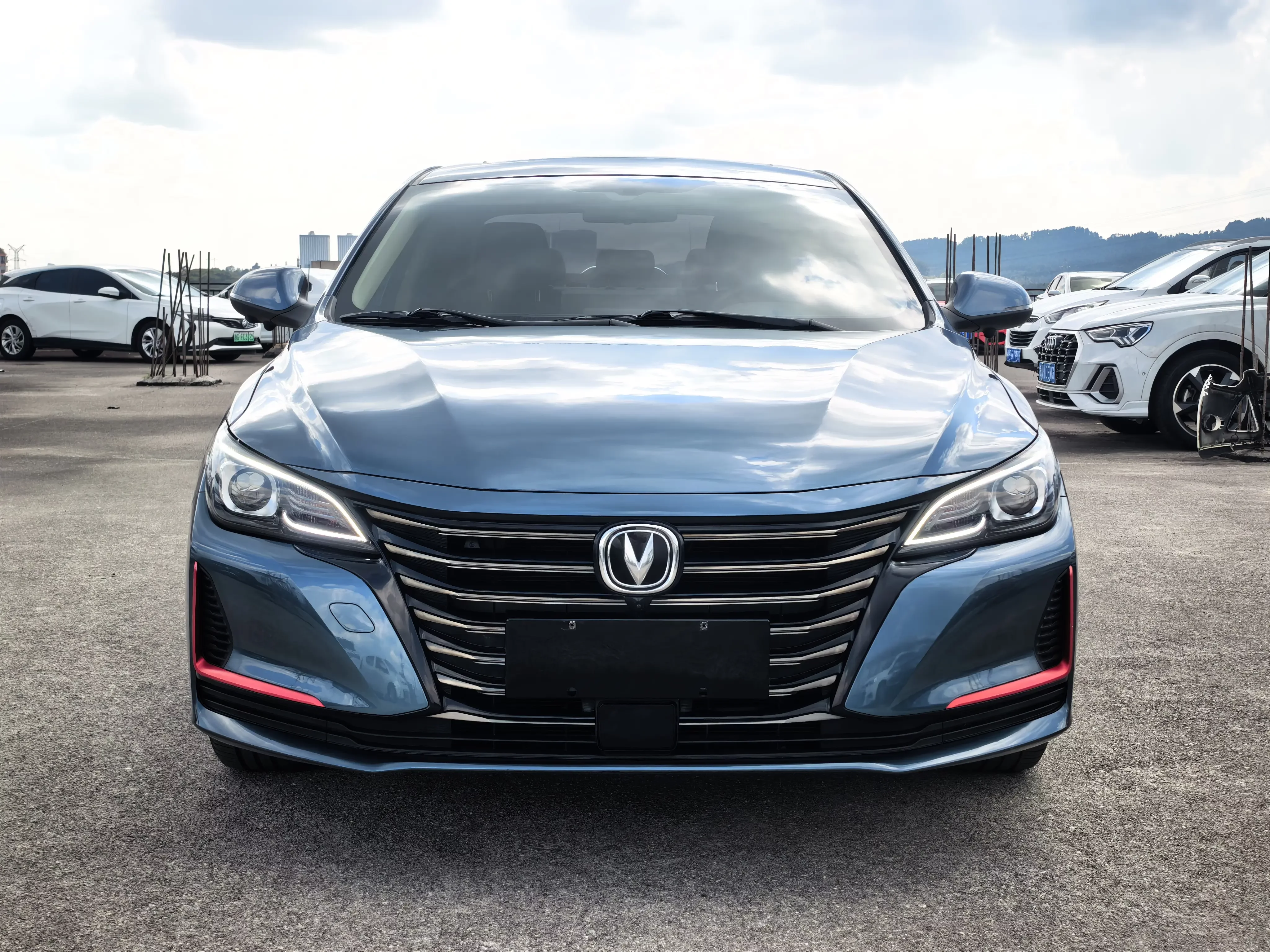 Changan Raeton CC